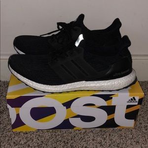 Navy Blue Ultra Boosts